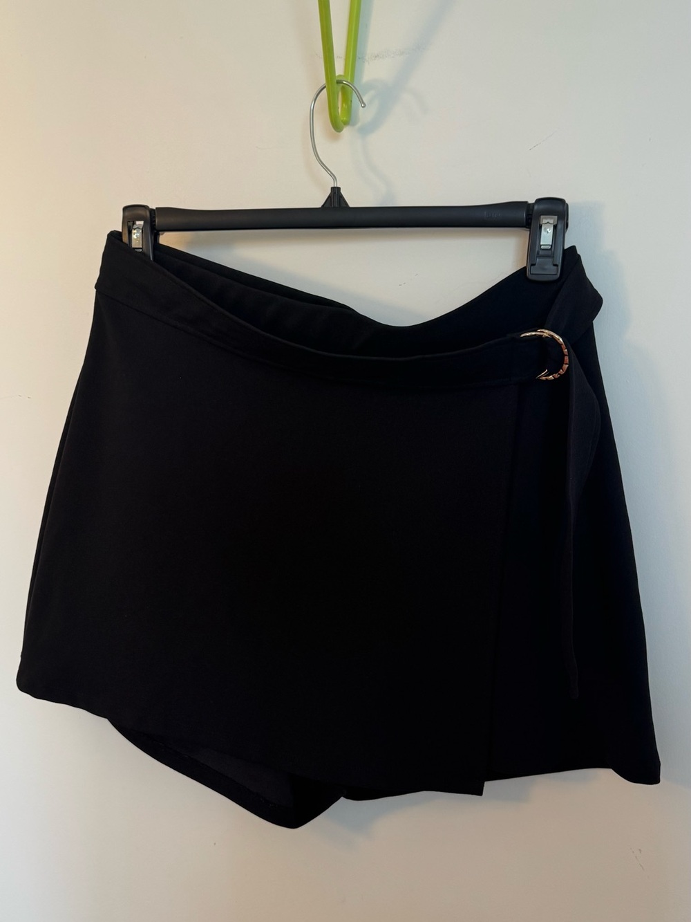 H&m Black Wrap Skort with Side Ring Accent